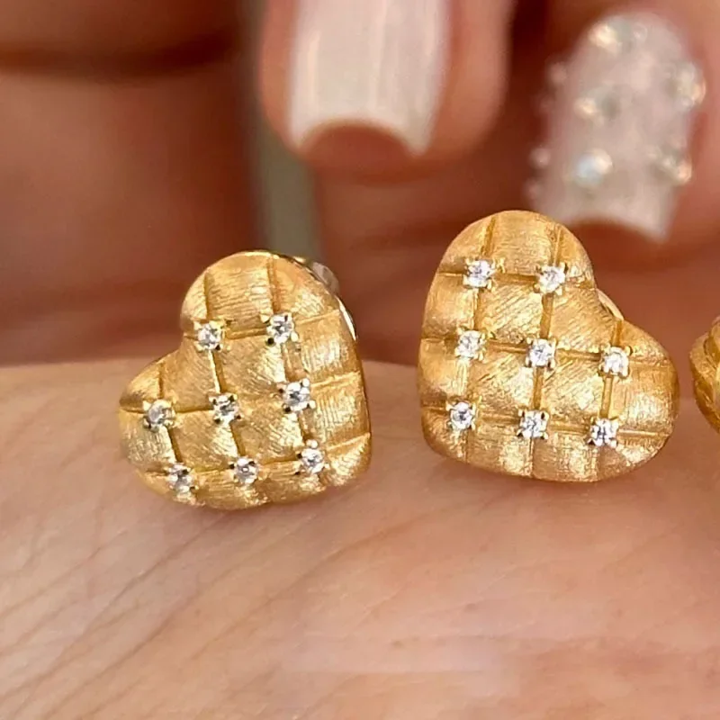 Women Accessories Drawing - High quality and luxury wire drawing