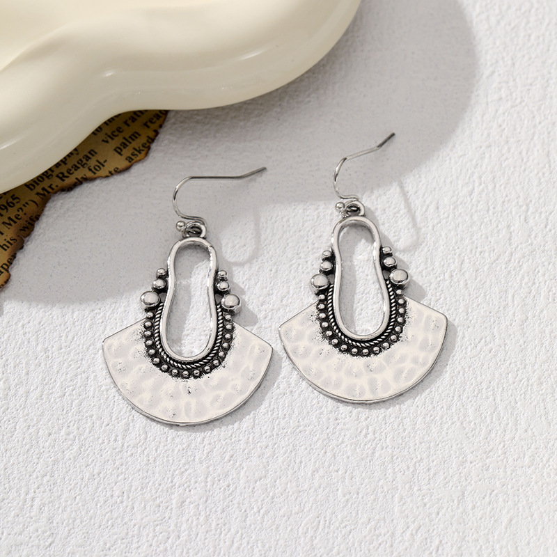 Hollow fan-shaped alloy pendan - đánh giá và giá Women'S Accessories Manufacturers