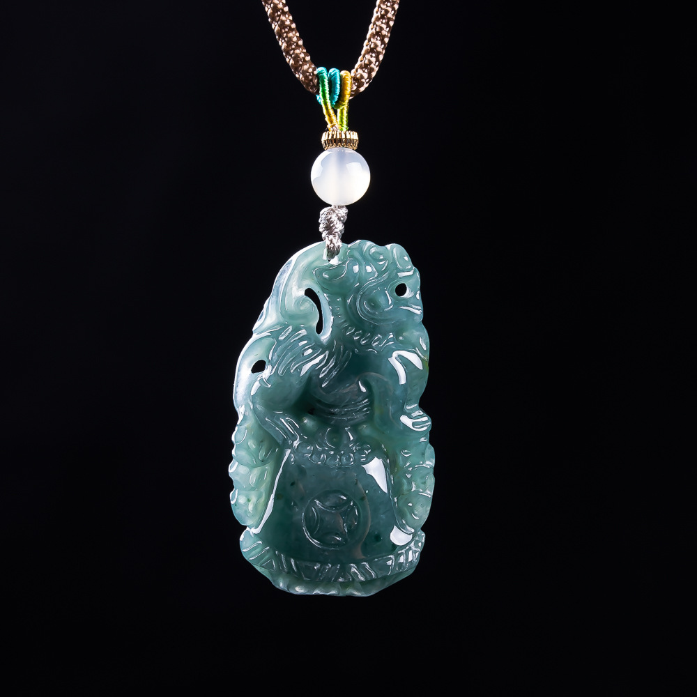 Burmese Jadeite Pixiu Pendant  - đánh giá và giá Women'S Accessories Designer