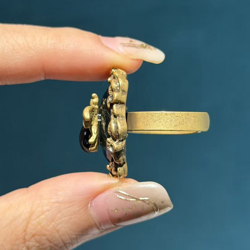 Vintage Opal Blue Gold Color B - đánh giá và giá Women'S Accessories Trends 2026