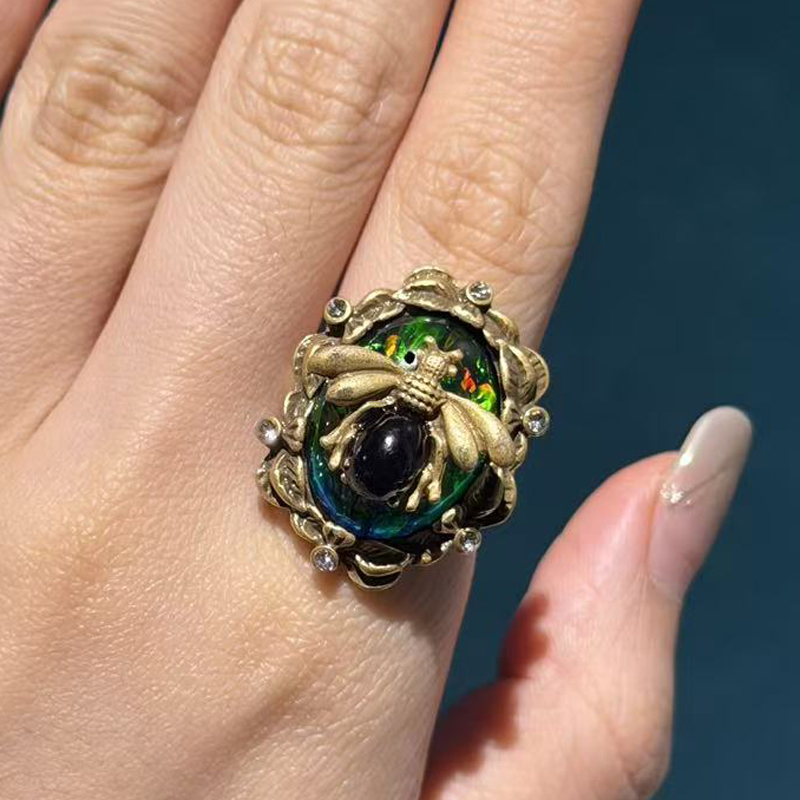 Vintage Opal Blue Gold Color B - đánh giá và giá Women'S Accessories Trends 2026