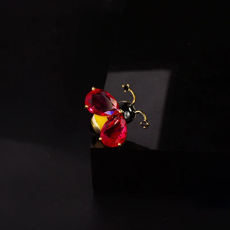 1Pc Cute Little Bee Brooch for - đánh giá và giá Women'S Accessories Trends 2026